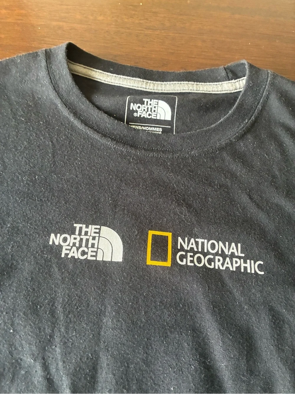 The North Face x National Geographic mens S Black Long Sleeve Logo Tee Recycled